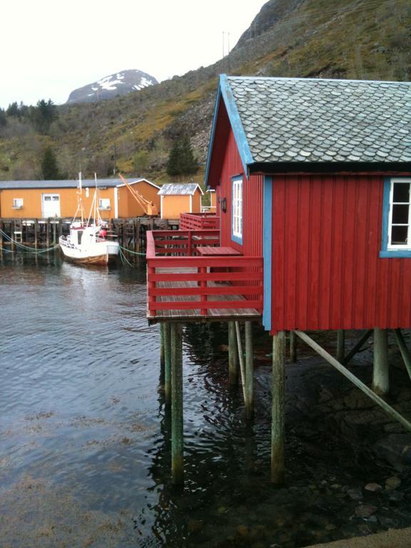 Tind Seaside Cabins Exterior photo